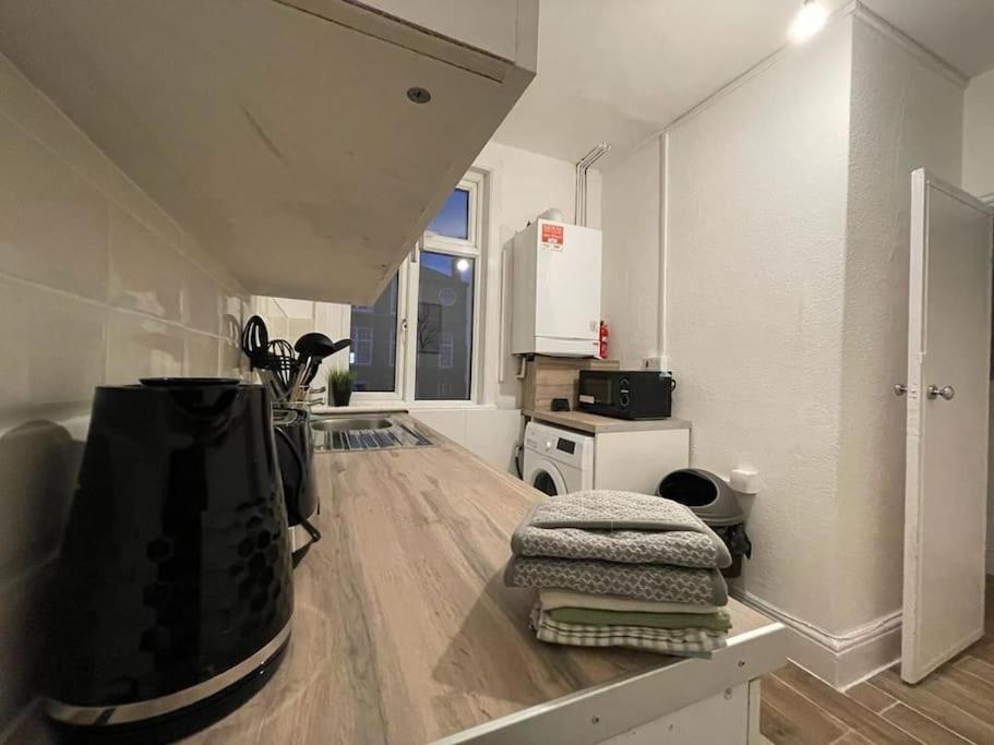 Comfortable 2 Bedroom On Tower Bridge Λονδίνο Εξωτερικό φωτογραφία