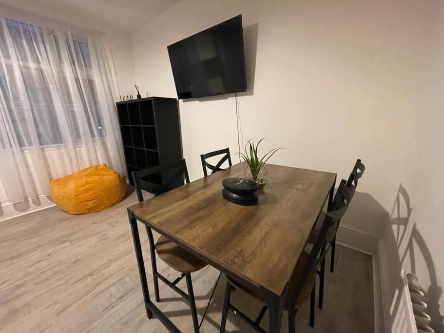 Comfortable 2 Bedroom On Tower Bridge Λονδίνο Εξωτερικό φωτογραφία
