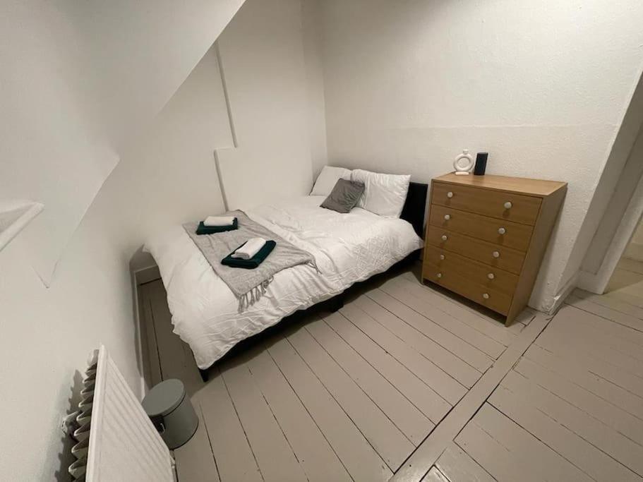 Comfortable 2 Bedroom On Tower Bridge Λονδίνο Εξωτερικό φωτογραφία